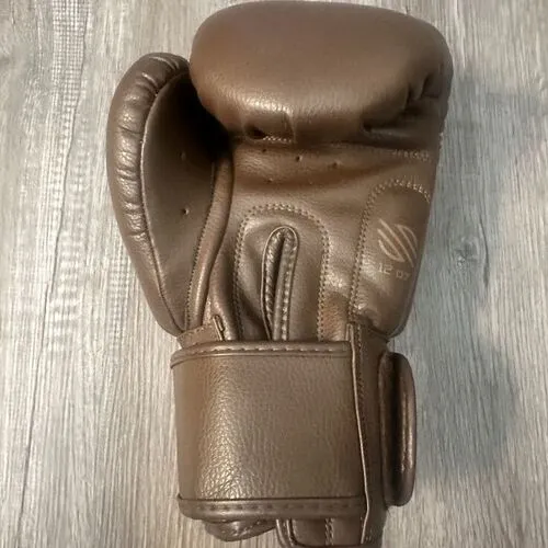 Custom made brown leather boxing gloves by handygear gloves